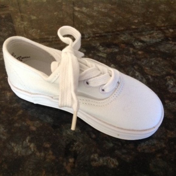 WHITE CANVAS TIE CLASSIC SNEAKERS Decorate! Size 2 - Picture 4 of 4